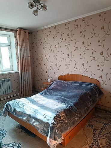 Продажа коттеджей и домов: Продам хороший добротный дом в хорошие руки,участок 5сотых, фактически — 18