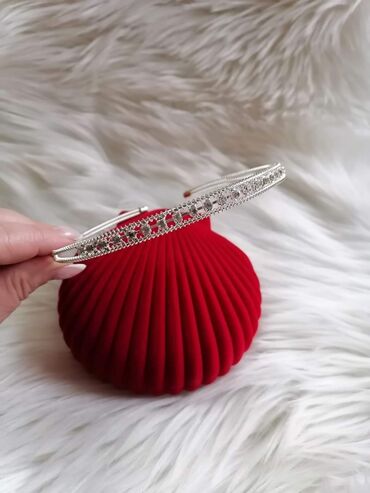 Aksesoari za kosu: Krune 1300 — 14