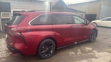 Toyota: Toyota Sienna: 2022 г., 2.5 л, Автомат, Гибрид, Минивэн — 3