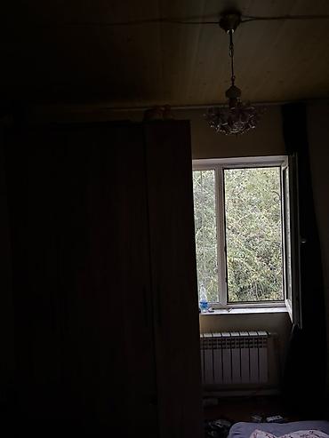 Батирлерди ижарага берүү: 3 бөлмө, Менчик ээси, Чогуу жашоо менен, 1 айдан баштап, Жарым -жартылай эмереги бар — 7