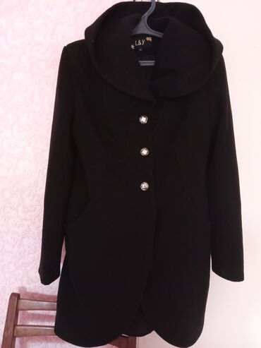 отдам даром мебель бишкек: Отдам пальто красное-46-48рза 3 кг сахара,чёрное -42-44 р за 3кг