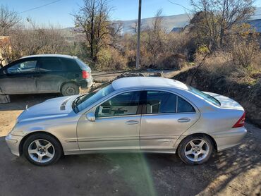 кичине машина: Mercedes-Benz C-Class: 2003 г., 2 л, Автомат, Бензин, Седан