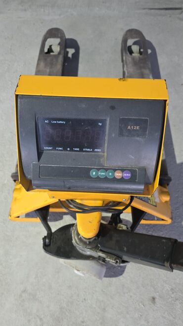 Avtokar yükləyicilər: Transpalet təmiri istənilən növ sadə və terezili transpaletlerin — 2