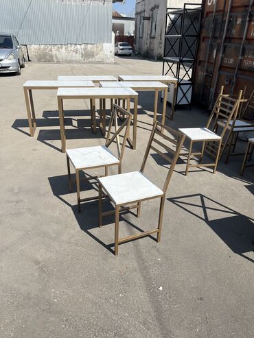 Комплекты столов и стульев: Стулья в наличии и на заказ