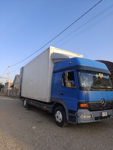 Mercedes-Benz: Mercedes-Benz : 2002 г., 6.4 л, Механика, Дизель, Фургон — 2