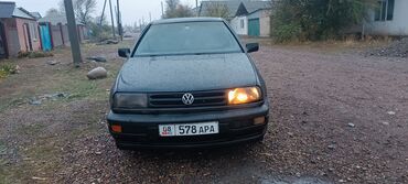 гидравлический домкраты: Volkswagen Vento: 1992 г., 2 л, Механика, Бензин, Седан