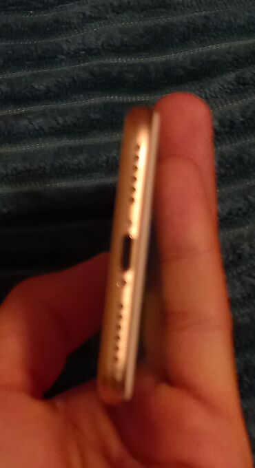 Apple iPhone: IPhone 8, 64 GB, Qızılı, Barmaq izi — 1