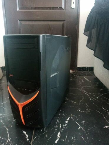 Desktop računari i radne stanice: Gejmer A 10 Quad Core PERFEKTAN--Odlicna moderna Gejming masina novije — 6