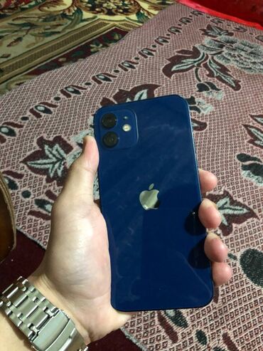 Apple iPhone: IPhone 12, Новый, 64 ГБ, Синий, Защитное стекло, Чехол, 85 %