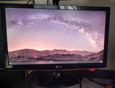 LG Flatron W2261V
TFT TN, 21.5", 1920x1080, DVI, VGA