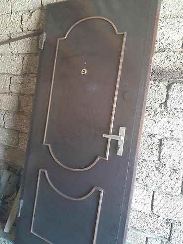kodlu blok qapilari: Metalkonstruksiya giriş qapısı - Material: qalın metaldan — 1