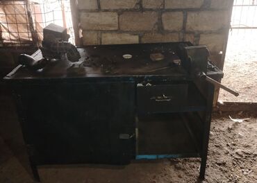 купить бу пластиковые окна: Metalkarkas Ustaxana Masası – dəzgah və mengeli ilə - Material: tam