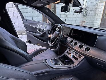 Mercedes-Benz: Mercedes-Benz E-Class: 2020 г., Бензин, Седан — 14