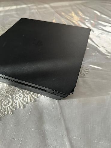 сони ps: PlayStation 4 Slim + 2 джойстика + 4 диски Комплектация: - Консоль — 2