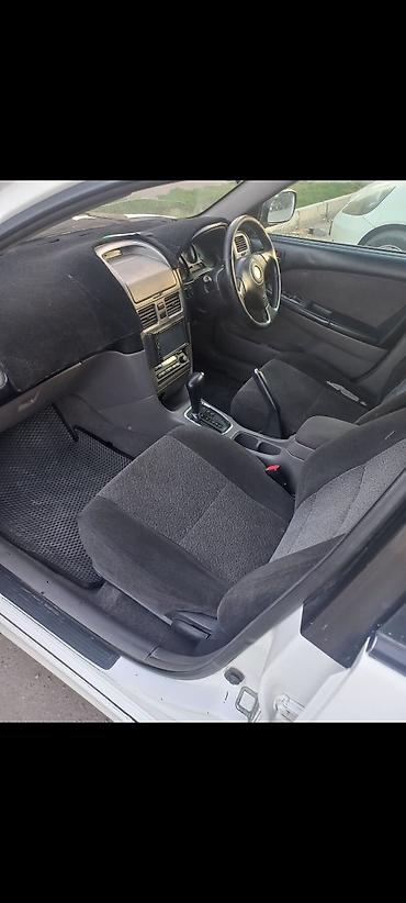жили машина: Toyota Caldina: 2001 г., 2 л, Автомат, Бензин, Универсал — 4