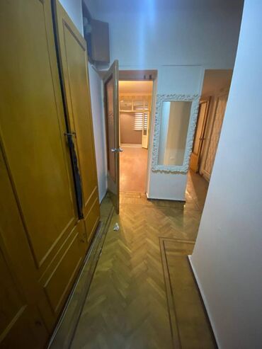 Uzunmüddətli kirayə mənzillər: Durujba Kinoteatırının yanında 5 mərtəbəli binanın 1-ci mərtbəsi 3 -da lalafo.az — 8 Uzunmüddətli kirayə mənzillər: Durujba Kinoteatırının yanında 5 mərtəbəli binanın 1-ci mərtbəsi 3 — 8