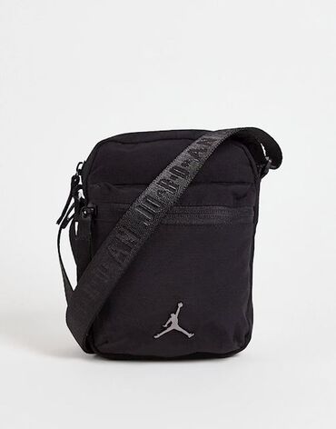 igrushki ledi bag i super kot: Nike Festival Bag Jordan 
 Новая, подарок 
 2500сом