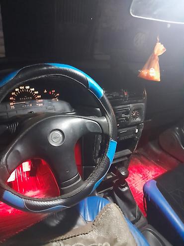 Opel: Opel Vectra: 1.6 l | 1993 il 180000 km Sedan — 8