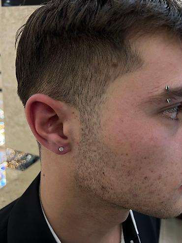 Пирсинг: Прокол ушей профессиональным мастером. — Только стерильные инструменты — 5