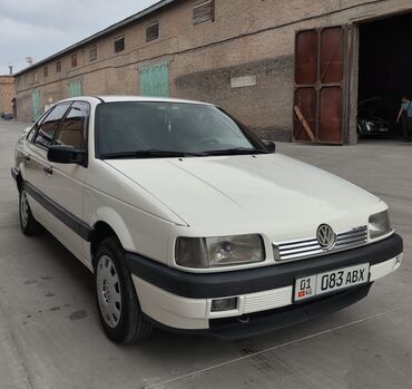Volkswagen: Volkswagen Passat: 1991 г., 2 л, Механика, Газ, Седан