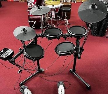 Alesis elektron zərb qurğusu – kompak tərtibatlı 5‑padlı mesh dəri