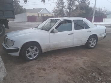 чехлы на авто сиденья: Mercedes-Benz W124: 1989 г., 2.3 л, Механика, Бензин, Седан