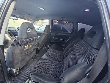 столик на срв: Honda Stream: 2003 г., 1.7 л, Автомат, Бензин, Минивэн — 9