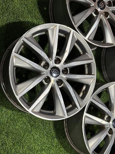 01: Литые Диски R 17 Kia, Комплект, отверстий - 5, Б/у — 4