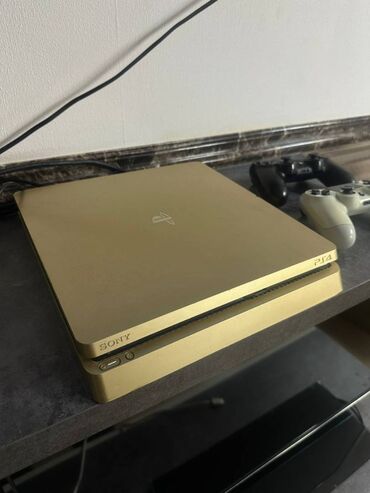 телефоны в бишкеке цум цены: 🎮 Sony PS4 Slim Gold Edition 🎮 ✨ Состояние отличное! Прошивка GoldHEN