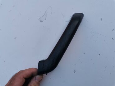 Auto delovi: Rucka levih vrata Lada 21214i Niva 2012 godiste n. tip. Polovnano — 5