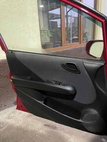 Honda: Honda Jazz: 2004 г., 1.5 л, Механика, Бензин, Хэтчбэк — 10