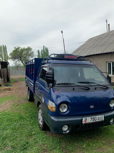 Hyundai: Hyundai Porter: 2003 г., 2.6 л, Механика, Дизель, Фургон