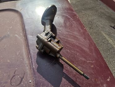 Auto delovi: Uljna pumpa Lada 2121,21213,21214 Niva br.3. Polovno, ocuvano. Skinuto — 2