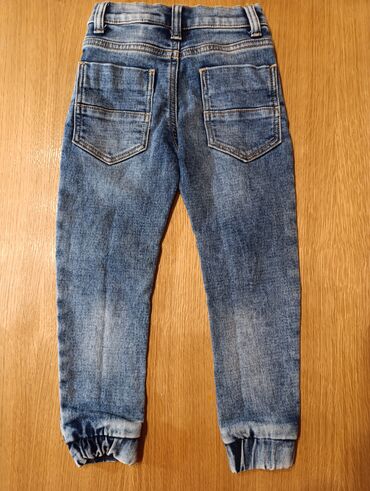 Paketi dečije odeće: Za dečake, uzrast: 3 godine — 7