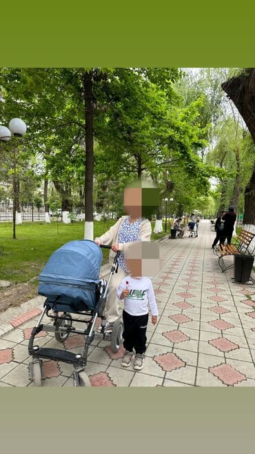 улуттук кийимдер: Балдар арабасы, түсү - Көгүлтүр, Колдонулган