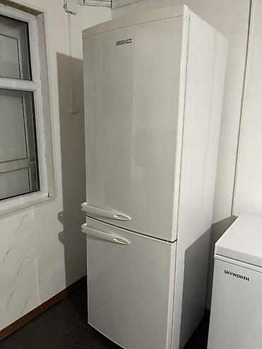 ice bath: Холодильник BEKO, двухкамерный, с нижней морозильной камерой — 3