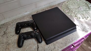 PS4 (Sony PlayStation 4): PlayStation 4 Slim 500 GB(ревизия 2018В). Приставка прошитая (11.00