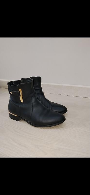 Другая женская обувь: Отдаю вещи даром.
Пишите, если нужно — 3