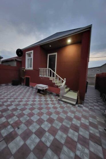 bakıxanovda satılan həyət evləri: 3 otaqlı, 100 kv. m, Kredit yoxdur, Yeni təmirli