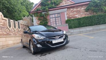 Hyundai: Qara rəngli, zərif dizaynlı Hyundai Elantra avtomobili. Şəhər lalafo.az -da Hyundai: Qara rəngli, zərif dizaynlı Hyundai Elantra avtomobili. Şəhər