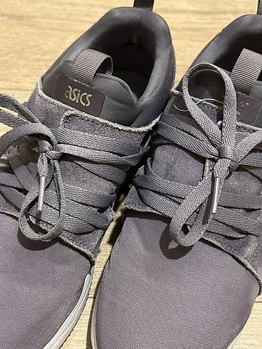 Digər ayaqqabılar: 1.Ботинки Натуральная кожа Размер 39 Цена 60 azn 2. Зимние ботинки — 26