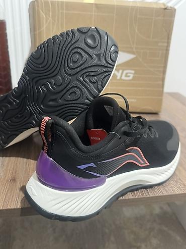 lining flex: Кроссовки Li-Ning (модель ARHS007-10) - Размер: US 8 / EUR 41 / CN — 2