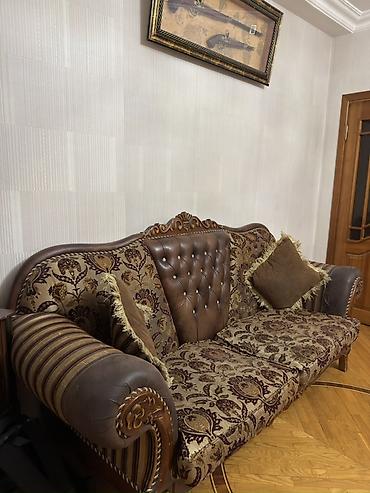 Divanlar: Klassik üslubda 3 nəfərlik divan - Dizayn: Zərif oyma detallı taxta — 3