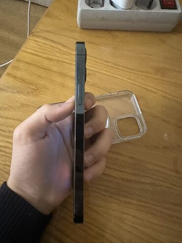 Apple iPhone: IPhone 12 Pro, Pacific Blue, Simsiz şarj — 3