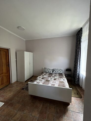 Посуточная аренда комнат: 15 м², С мебелью at lalafo.kg — 4 Посуточная аренда комнат: 15 м², С мебелью — 4
