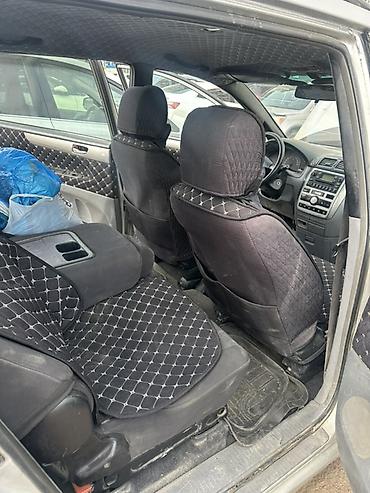 Toyota: Toyota Avensis Verso: 2003 г., Механика, Дизель, Минивэн — 10