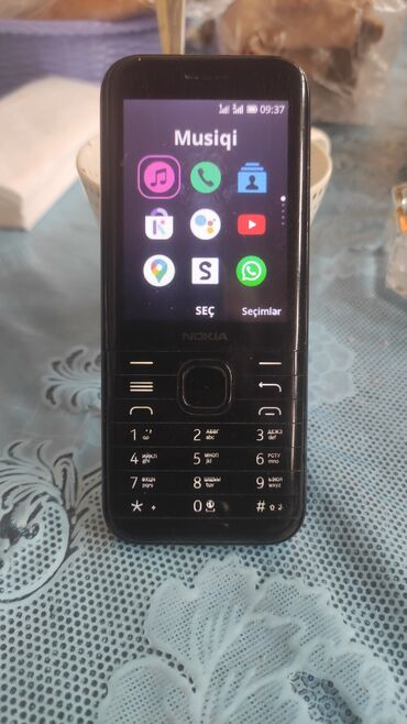 baksel nömreler: Nokia 8000 4G, 8 GB, rəng - Qara, Düyməli