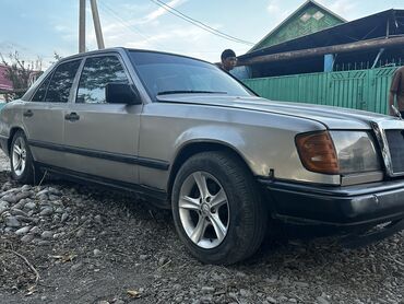 Mercedes-Benz: Mercedes-Benz W124: 1988 г., 2.3 л, Бензин, Седан