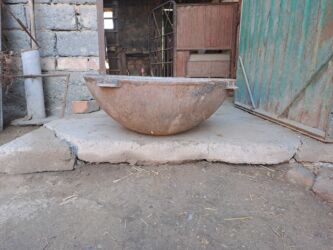 шкаф кийимдер учун: Продаю чугунный казан