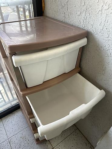пластиковые полки: Полка для вещей и одежды, Б/у, Пластик, Самовывоз — 2